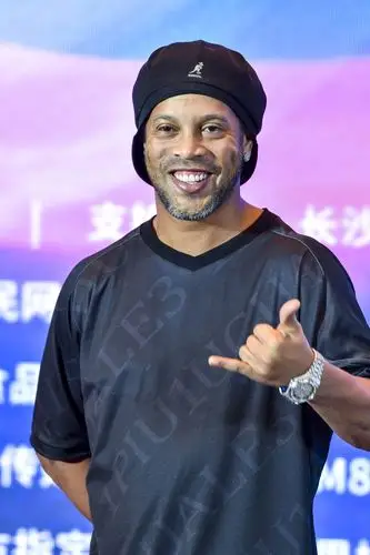 于他们完善 于他们完善