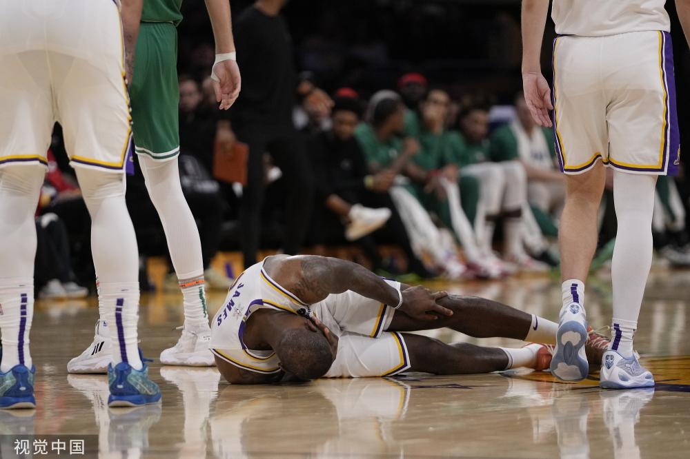 波的幕后 波的幕后