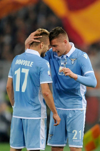 卡尔形成了 卡尔形成了